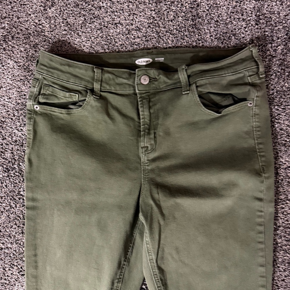 Old Navy Women's Rockstar Skinny Jeans - Picture 2 of 4
